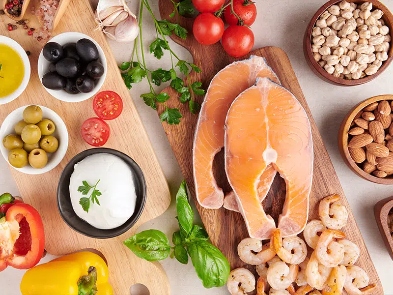 A lazacolajban sok ómegazsírsav és astaxanthin található 1 A lazacolajban sok ómegazsírsav és astaxanthin található